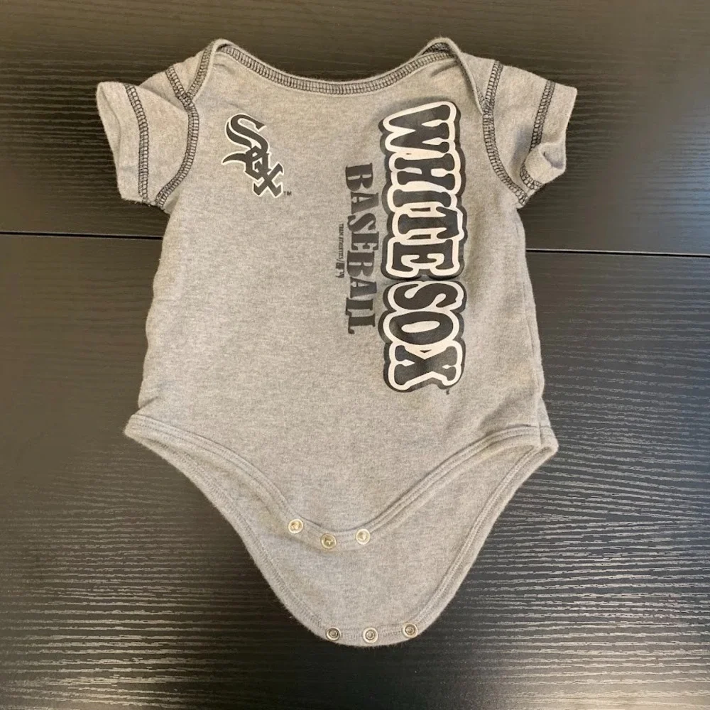Chicago White Sox MLB One Piece Bodysuit Baby 3/6 Months‎